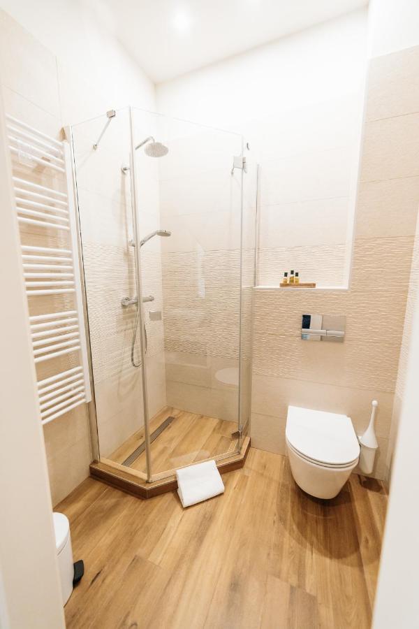 Labashaz Debrecen Bed & Breakfast Exterior photo